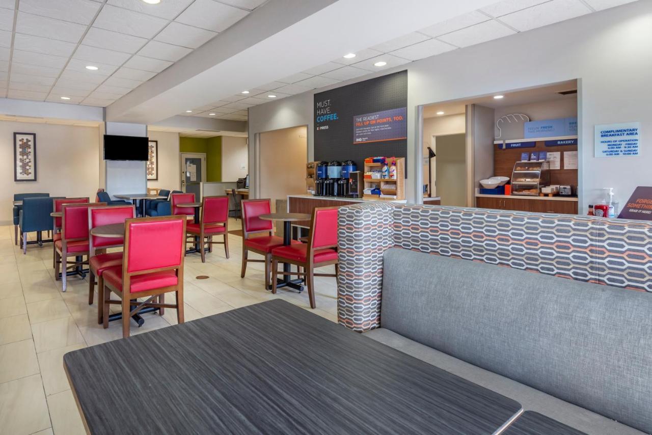 Holiday Inn Express Charlotte West - Gastonia By Ihg Exterior photo
