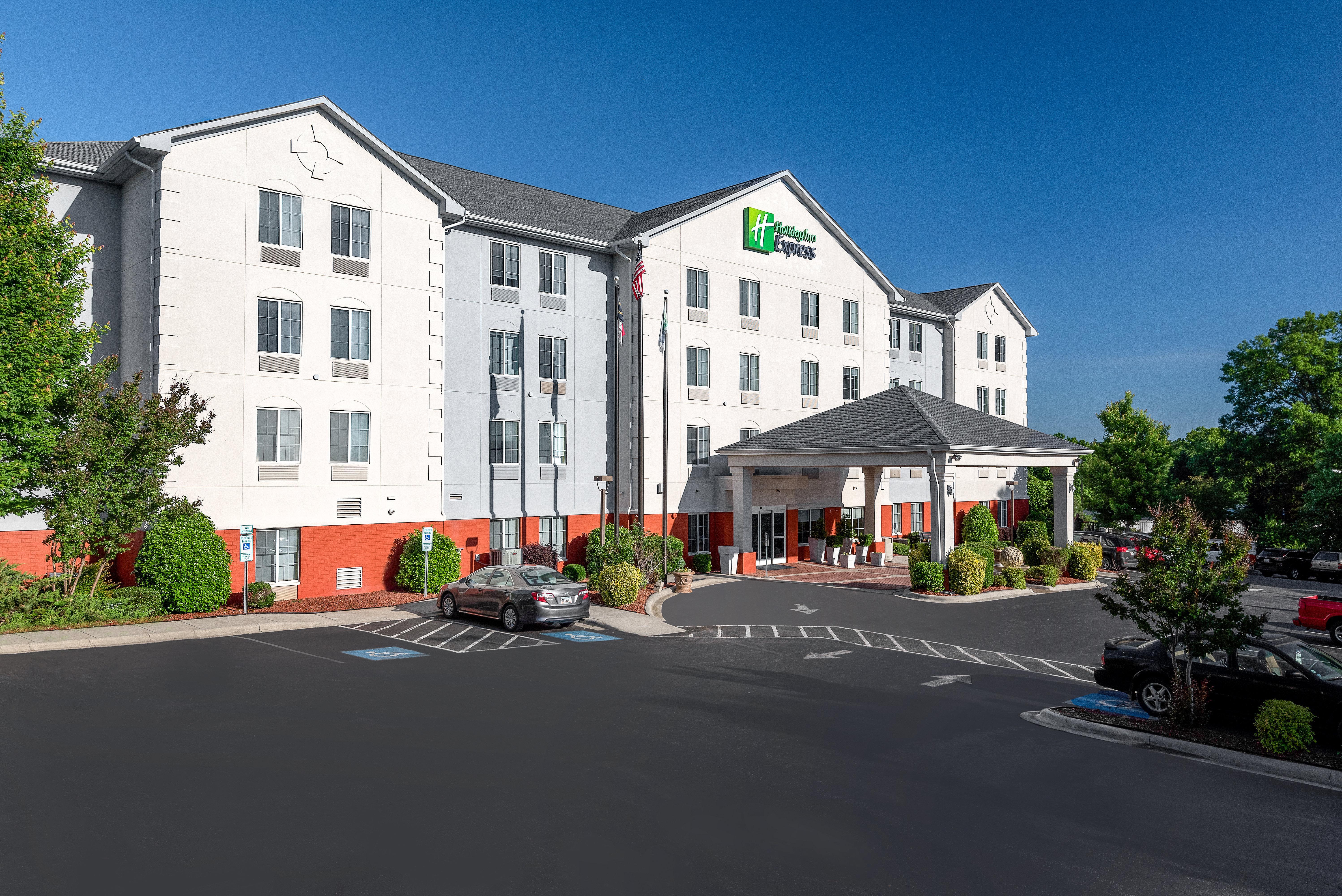 Holiday Inn Express Charlotte West - Gastonia By Ihg Exterior photo