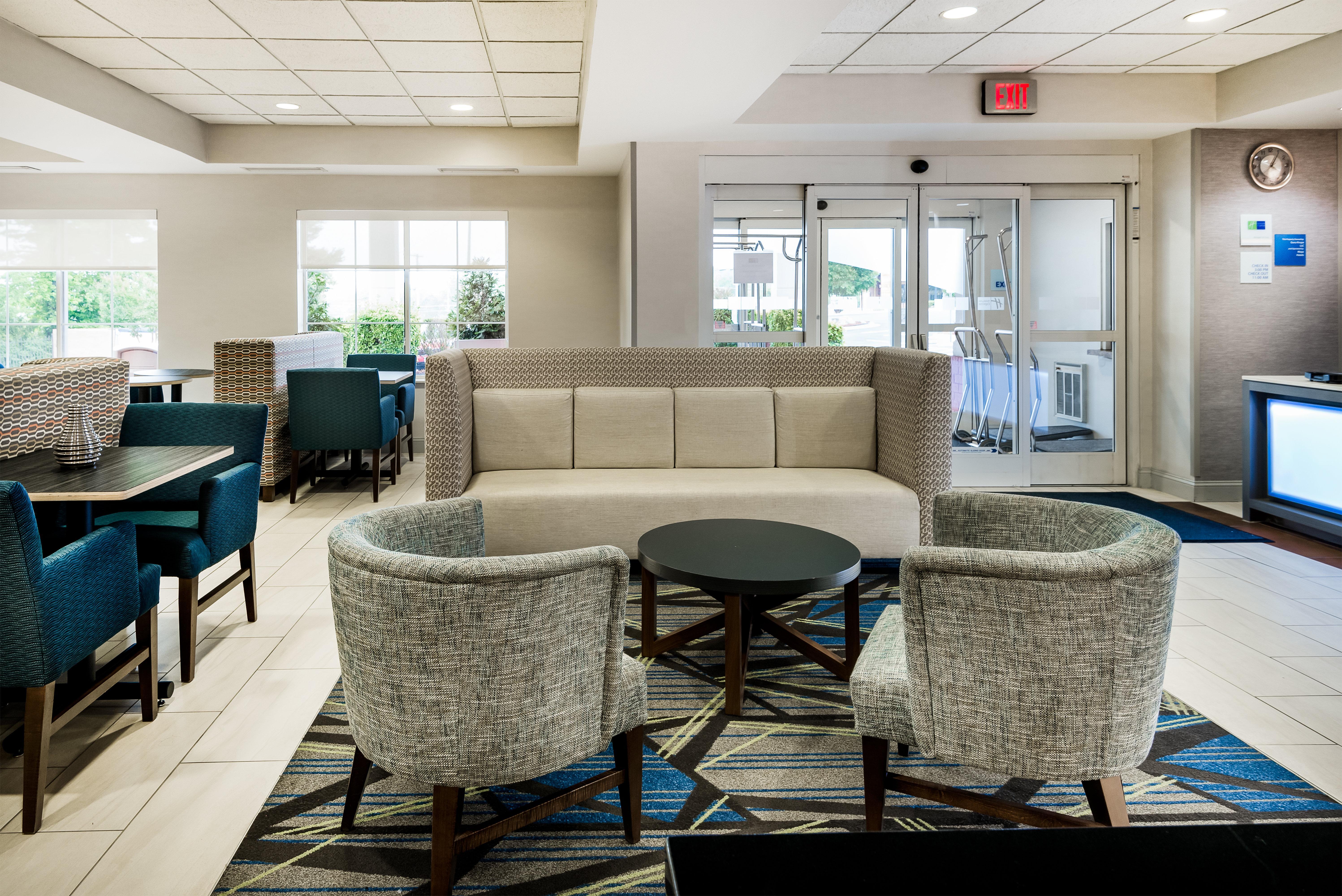 Holiday Inn Express Charlotte West - Gastonia By Ihg Exterior photo