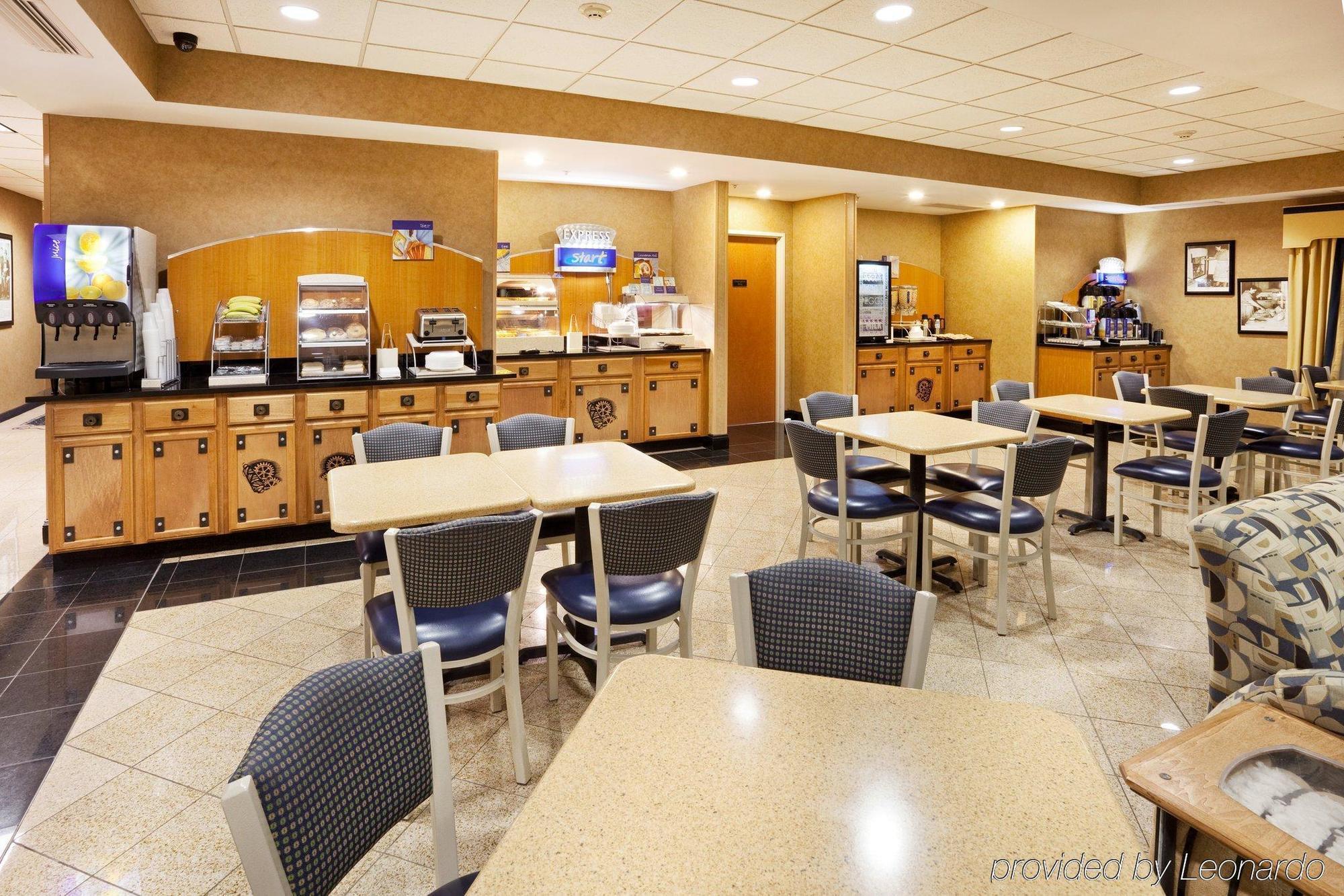 Holiday Inn Express Charlotte West - Gastonia By Ihg Exterior photo