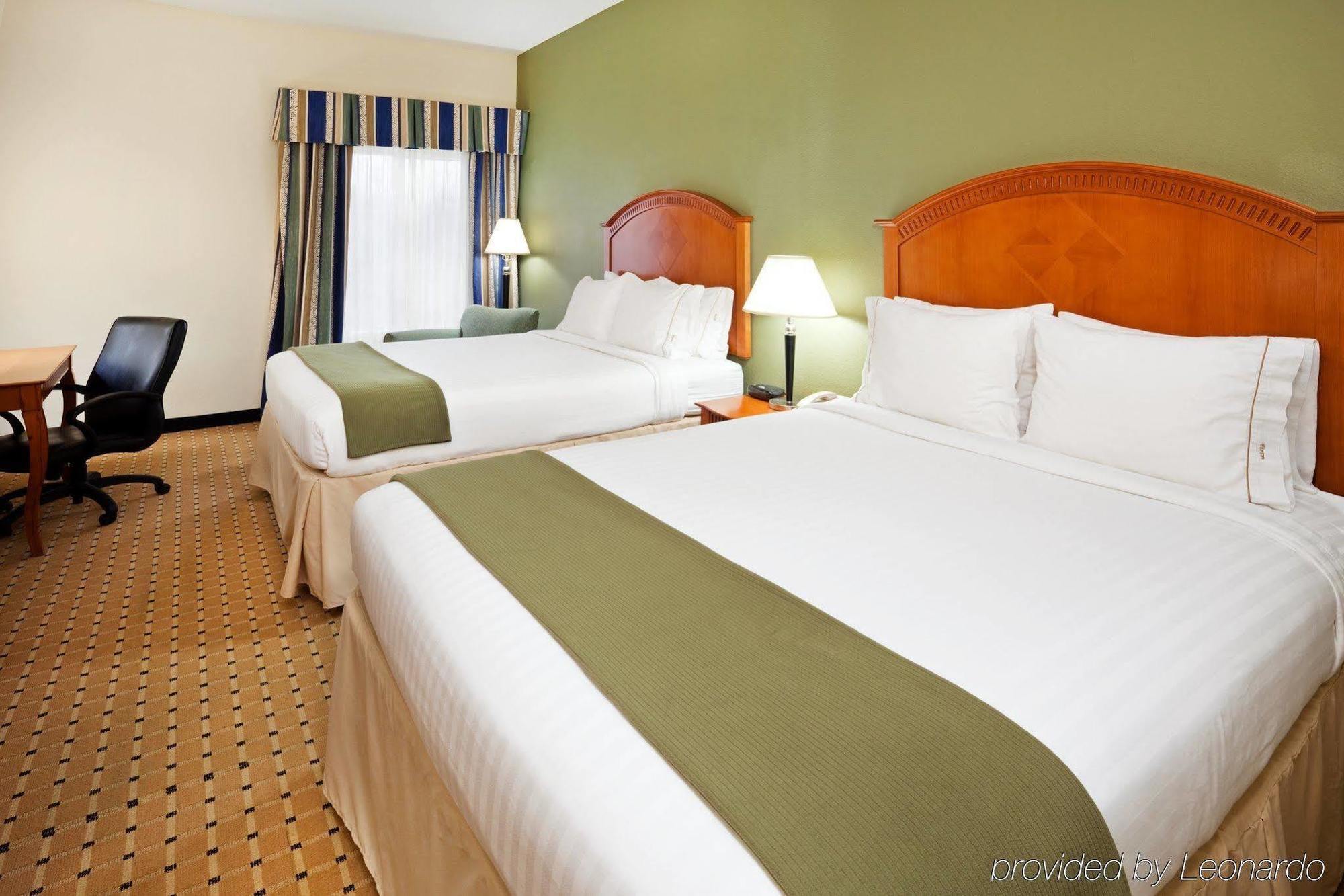 Holiday Inn Express Charlotte West - Gastonia By Ihg Room photo
